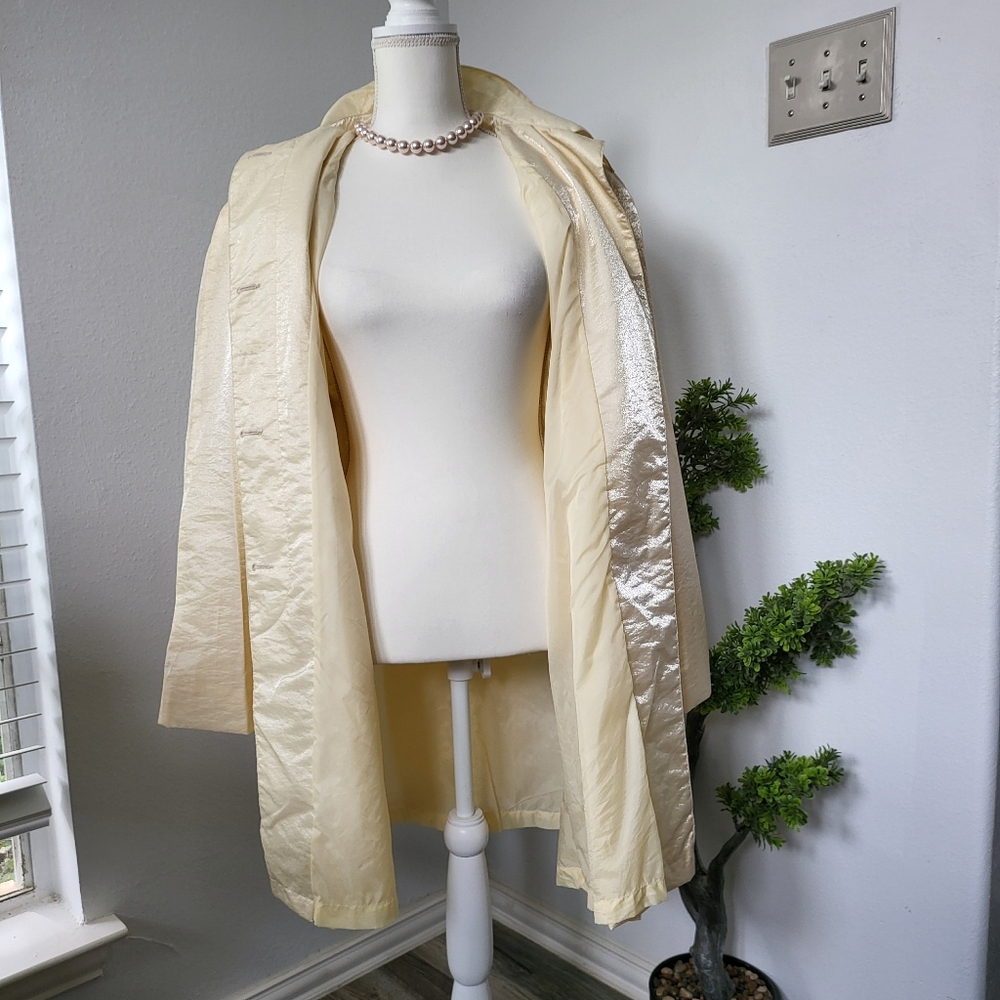 Izzi Coat - Picture 8 of 15